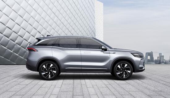 纯粹致美空间SUV BEIJING-X7上市，指导价10.49万元起